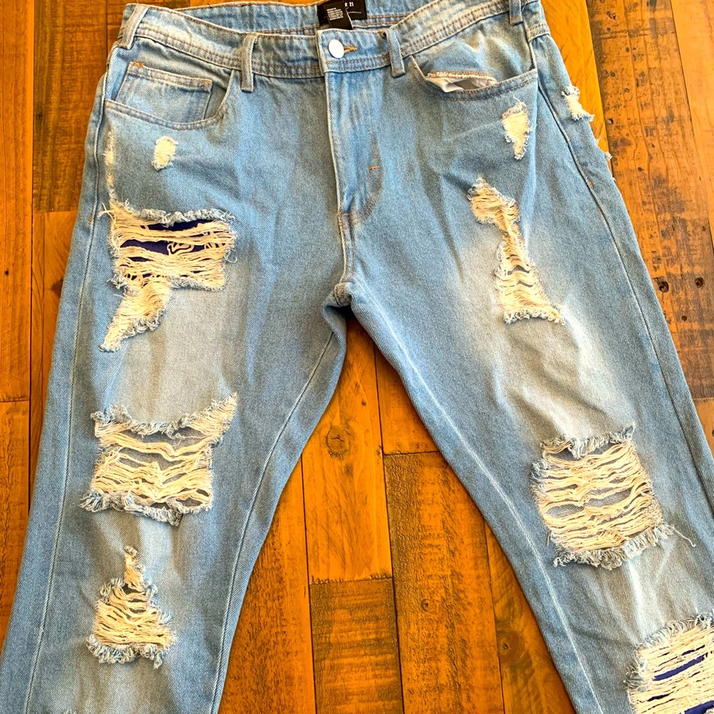 Forever 21 Men’s slim fit jeans